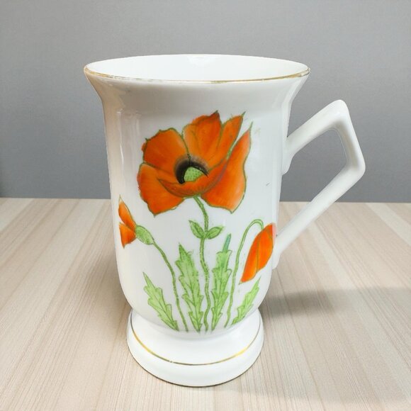 Vintage German Fine Porcelain Pedestal Single Cup Mug Poppy Red Flower Pattern - Picture 1 of 7